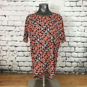 LuLaRoe Women's Shirt Irma Hi-Low Black Background Orange-Red Blue Flower XS